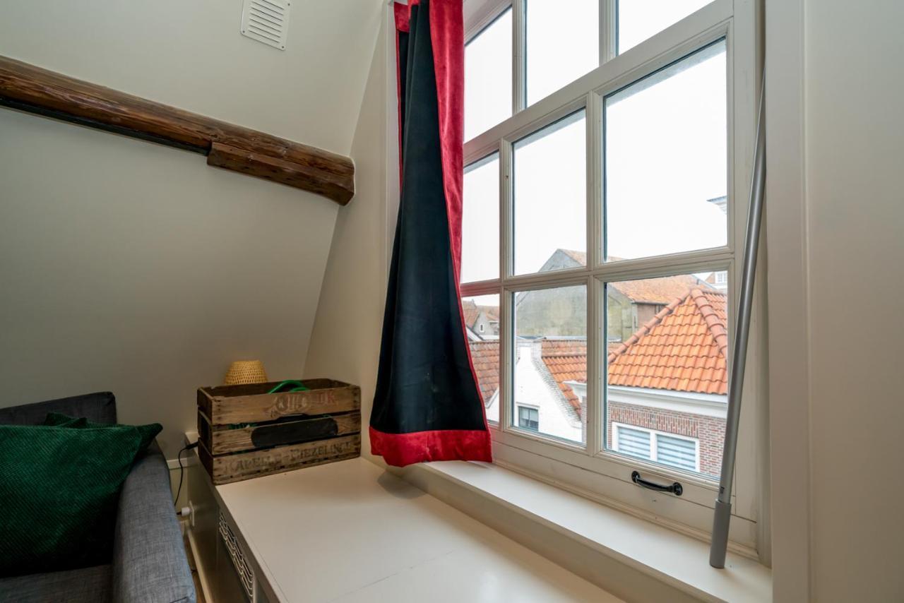 Pakhuis De Venkel - Zolder Studio Lägenhet Zierikzee Exteriör bild